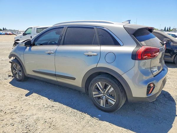 2022 KIA NIRO