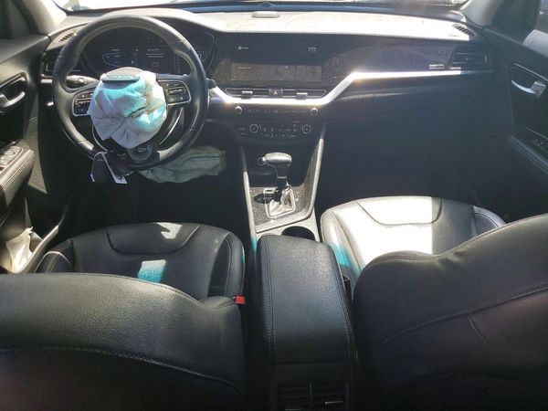 2022 KIA NIRO