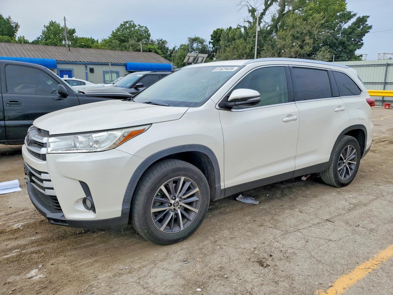 2019 TOYOTA HIGHLANDER