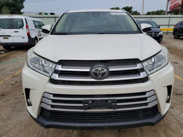 2019 TOYOTA HIGHLANDER