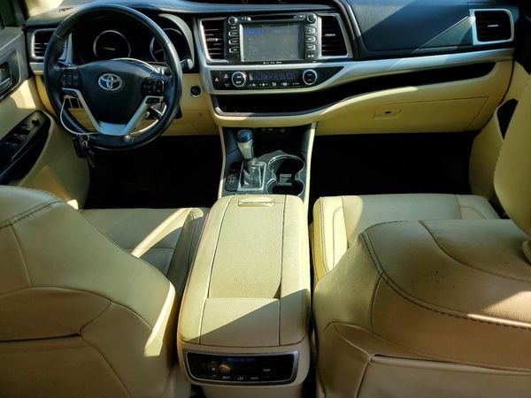 2019 TOYOTA HIGHLANDER