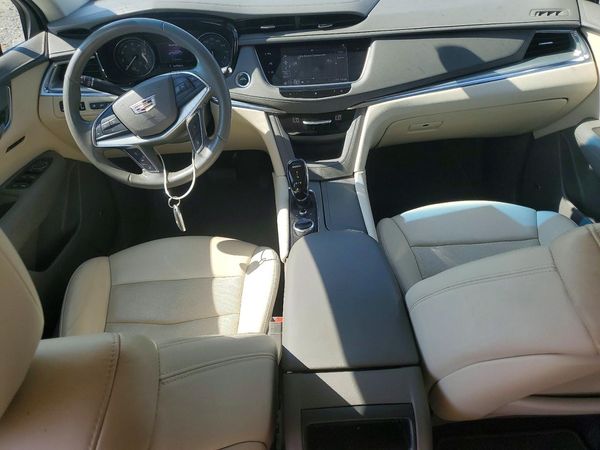 2020 CADILLAC XT5