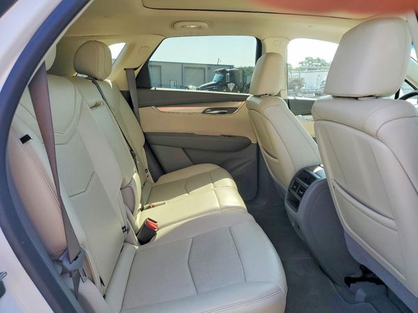 2020 CADILLAC XT5