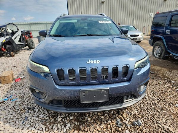 2019 JEEP CHEROKEE LATITUDE 4X4