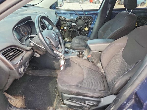 2019 JEEP CHEROKEE LATITUDE 4X4