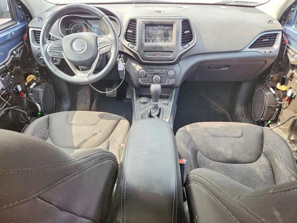 2019 JEEP CHEROKEE LATITUDE 4X4