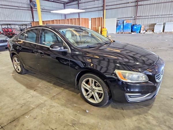 2014 VOLVO S60 — Passenger 3/4