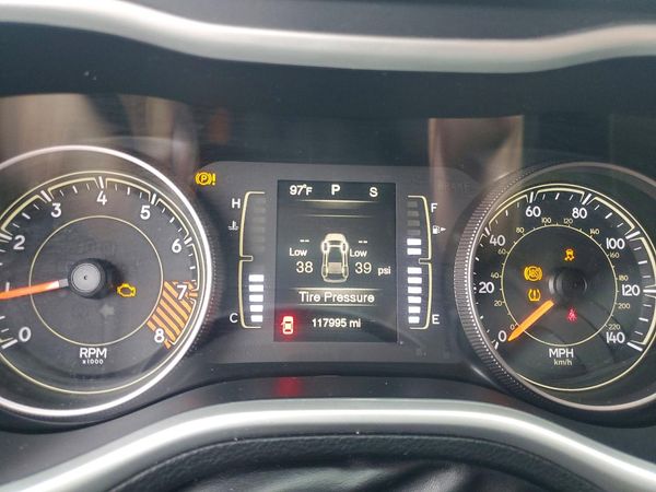 2015 JEEP CHEROKEE LATITUDE 4X4