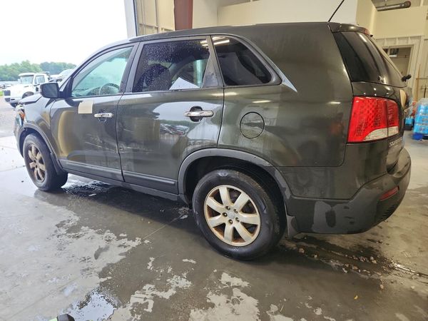 2013 KIA SORENTO Base / LX