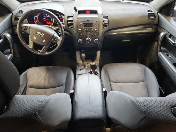 2013 KIA SORENTO Base / LX