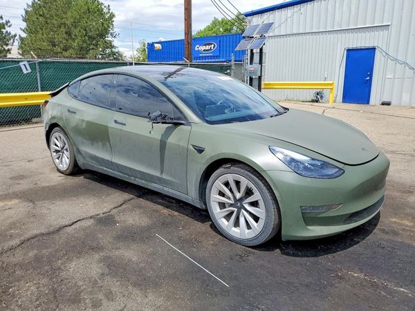 2022 TESLA MODEL 3