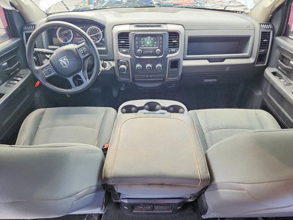 2017 RAM 1500 ST