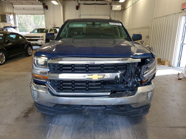 2017 CHEVROLET SILVERADO LT