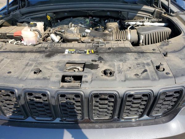2021 JEEP GRAND CHEROKEE L LAREDO 4X4