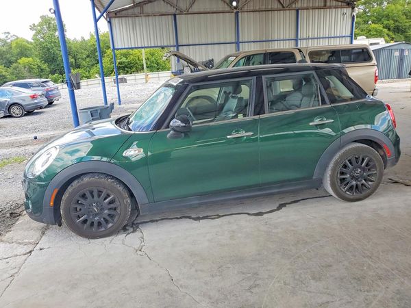 2018 MINI COOPER