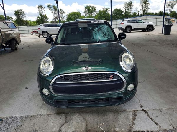 2018 MINI COOPER