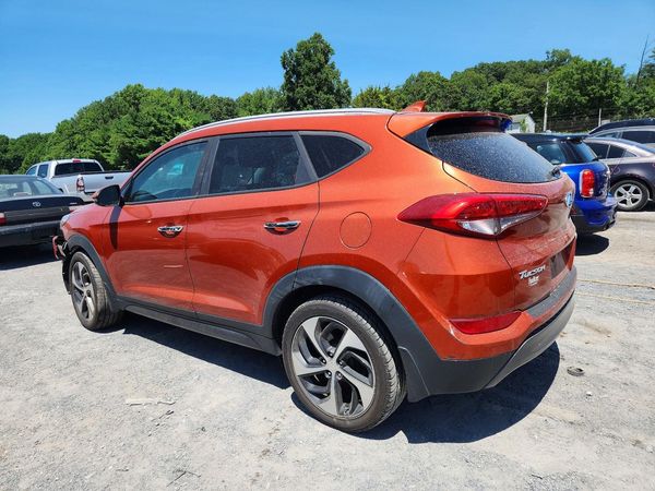 2016 HYUNDAI TUCSON