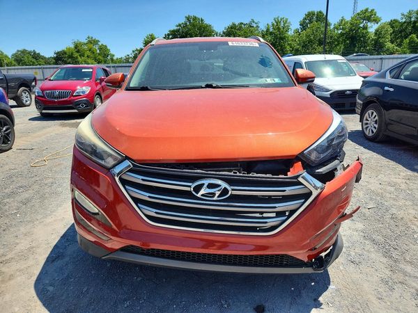 2016 HYUNDAI TUCSON