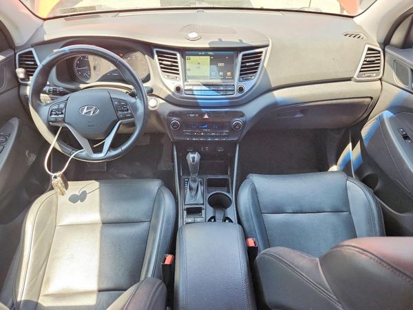 2016 HYUNDAI TUCSON