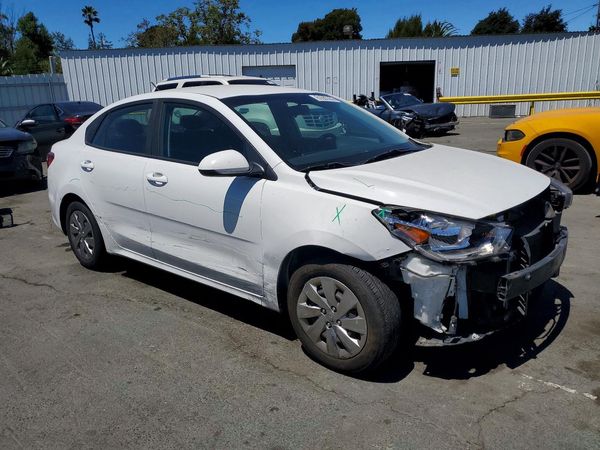 2018 KIA RIO