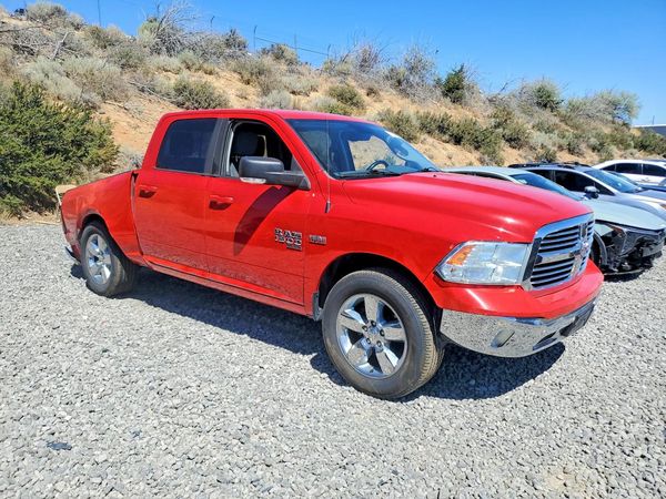 2019 RAM 1500 CLASSIC SLT