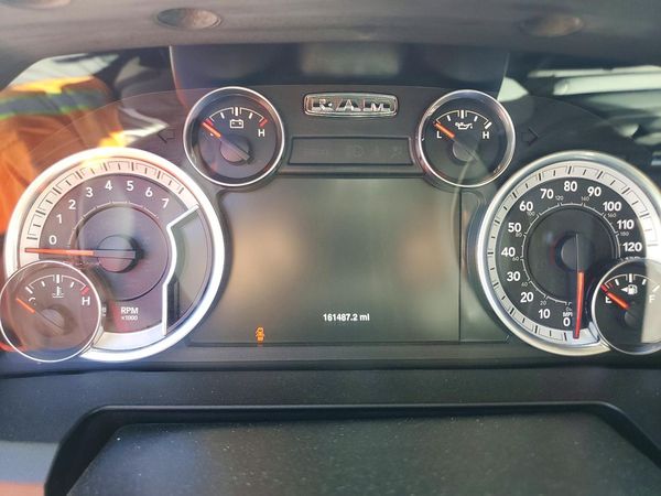 2019 RAM 1500 CLASSIC SLT