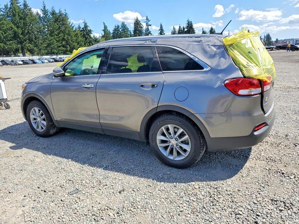 2017 KIA SORENTO L, LX