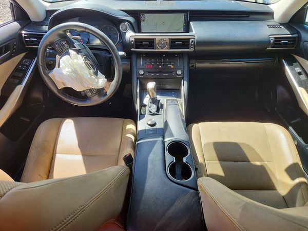 2018 LEXUS IS