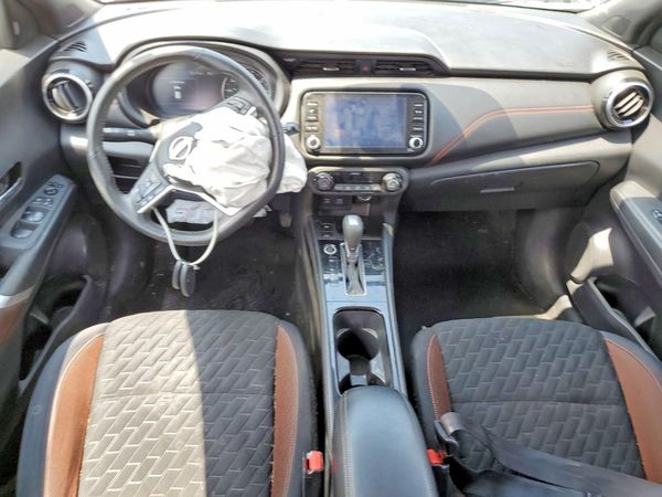 2022 NISSAN KICKS SR