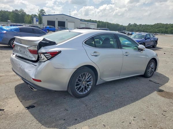 2018 LEXUS ES