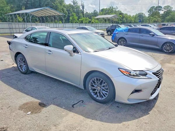 2018 LEXUS ES