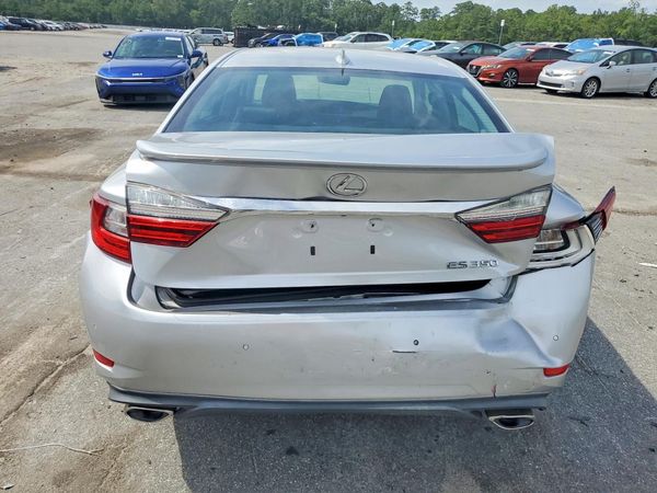 2018 LEXUS ES