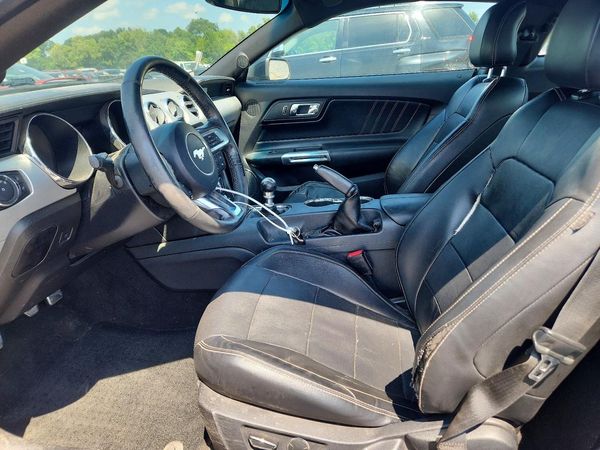 2017 FORD MUSTANG I4 Coupe