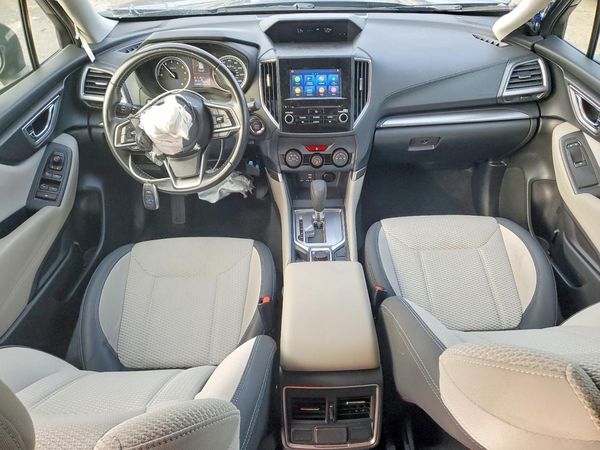 2022 SUBARU FORESTER Premium