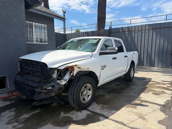 2022 RAM 1500 CLASSIC Tradesman