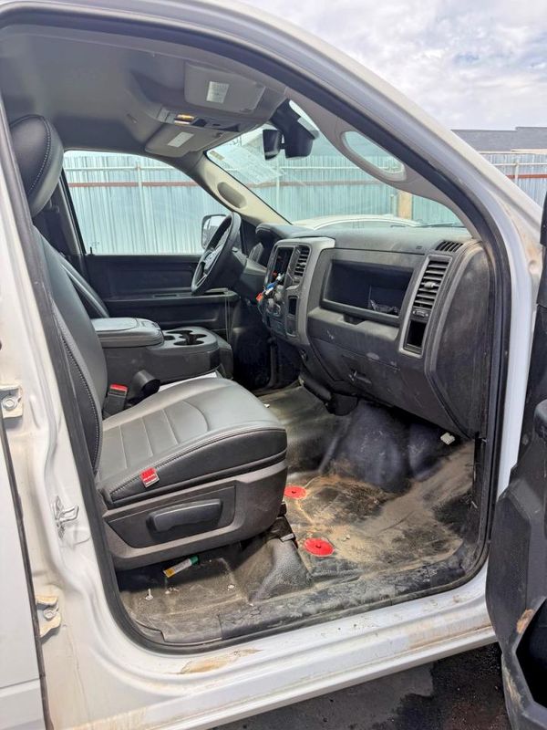 2022 RAM 1500 CLASSIC Tradesman