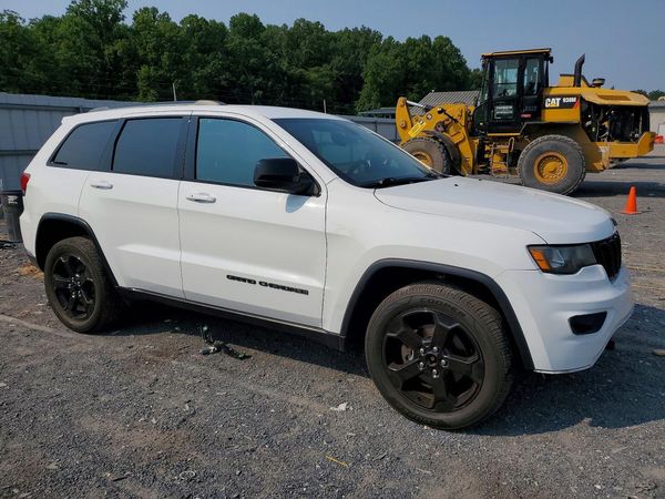 2018 JEEP GRAND CHEROKEE LAREDO 4X4