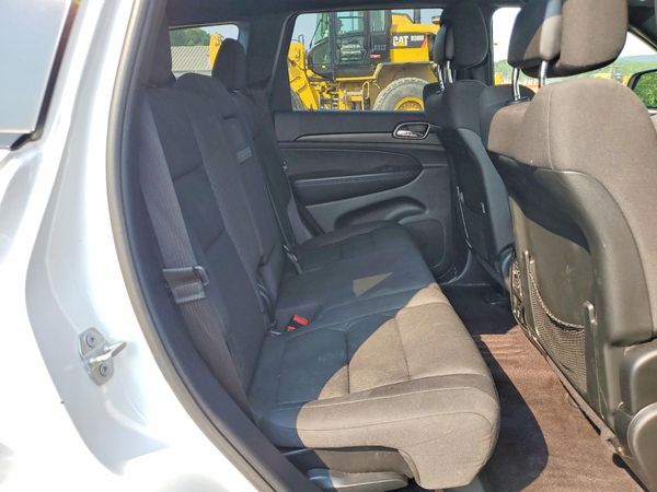 2018 JEEP GRAND CHEROKEE LAREDO 4X4