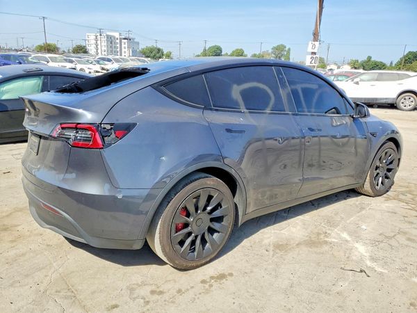 2020 TESLA MODEL Y