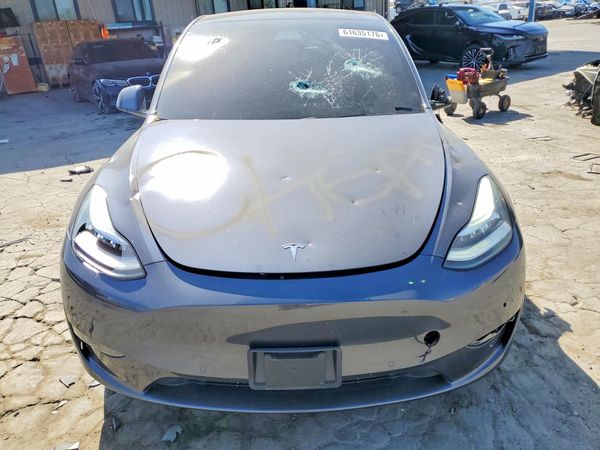 2020 TESLA MODEL Y