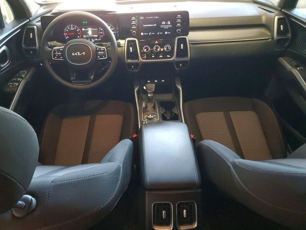 2022 KIA SORENTO
