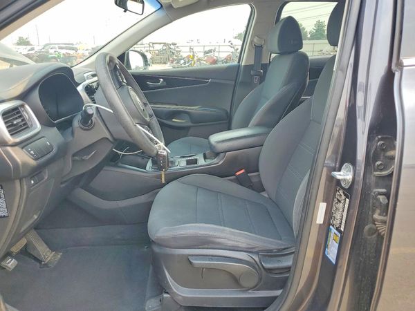 2018 KIA SORENTO L, LX