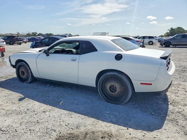 2016 DODGE CHALLENGER SXT