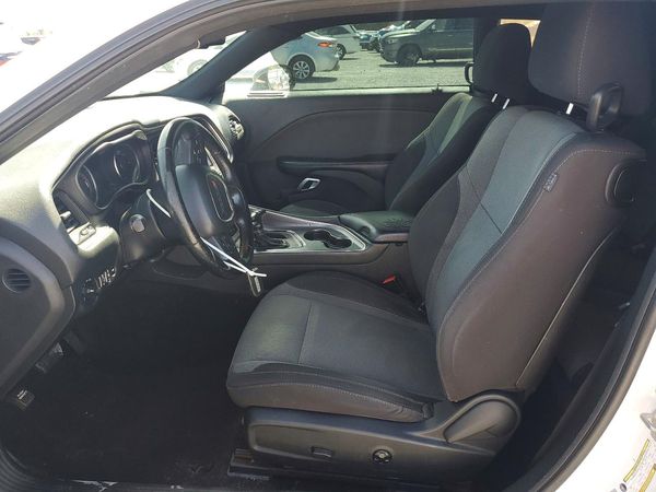 2016 DODGE CHALLENGER SXT