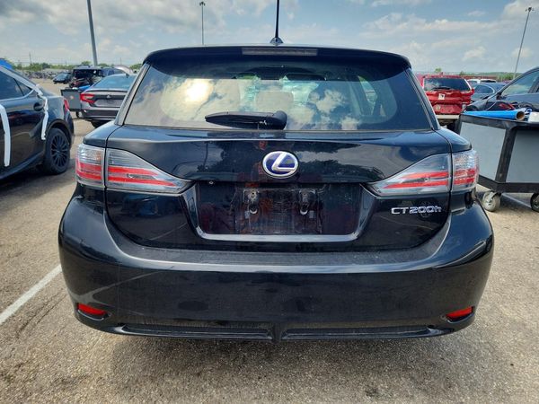 2013 LEXUS CT 200h