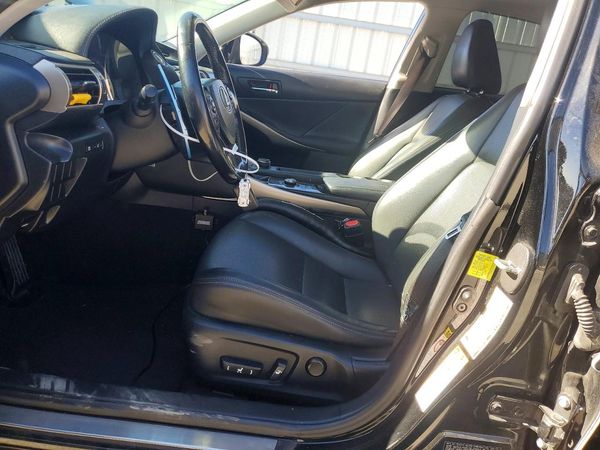 2015 LEXUS IS 250