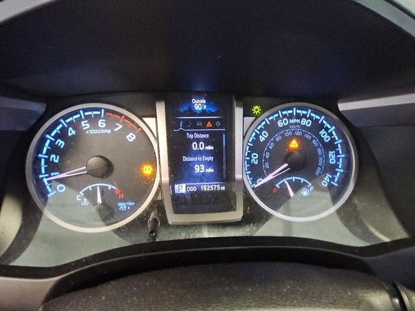 2016 TOYOTA TACOMA