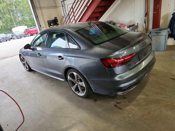 2021 AUDI A4 quattro Premium Plus