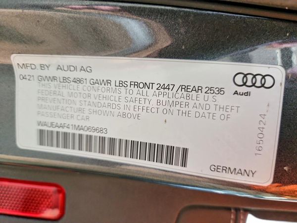 2021 AUDI A4 quattro Premium Plus
