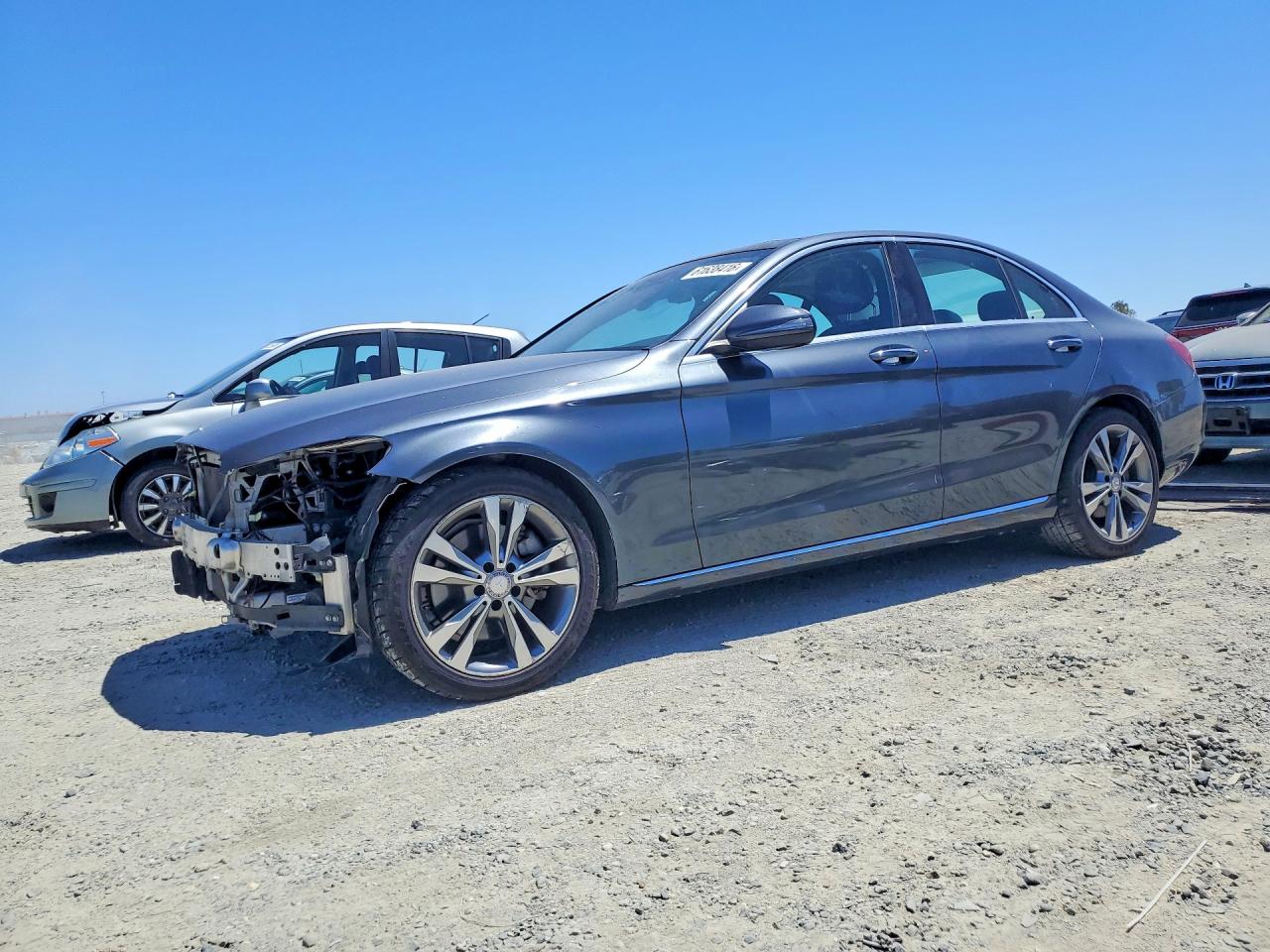 2016 MERCEDES-BENZ C C300
